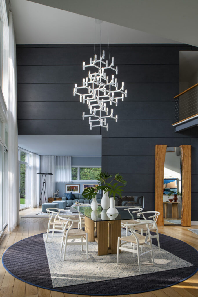Dining room design with layered textures and natural materials by Andrew Suvalsky Designs in East Hampton NY.